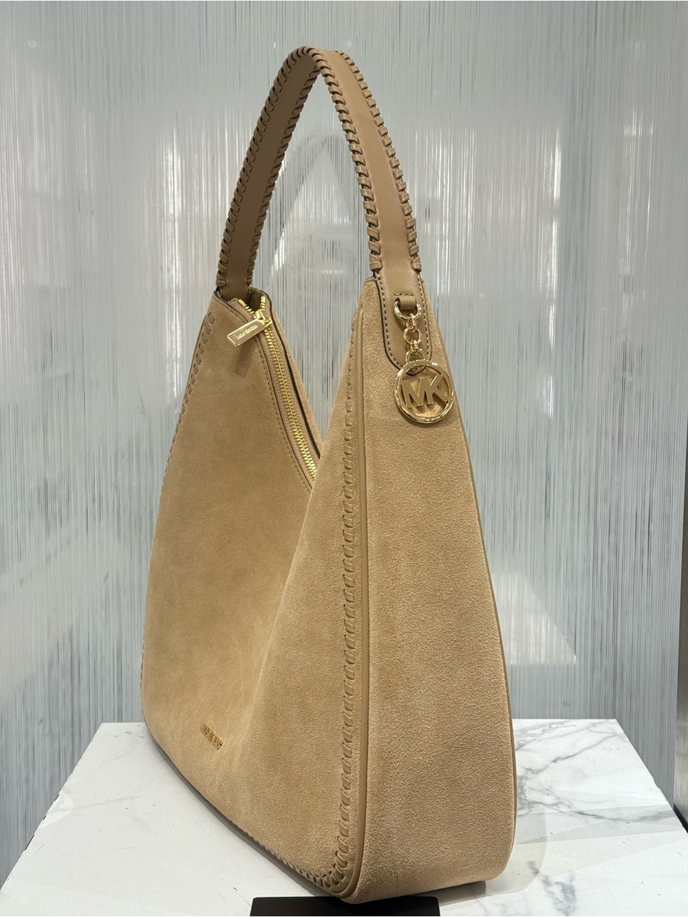 MICHAEL KORS Nayla Medium Suede Hobo Shoulder Bag camel NWT - Picture 3 of 12